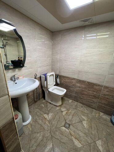 Uzunmüddətli kirayə evlər: 66 kv. m, 2 otaqlı — 3