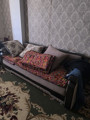кресло качалка для малышей: Продаю диван с раскладушкой хорошем состояние 9000