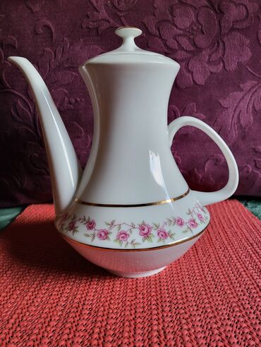 Kuhinjski setovi: Servis nov za kafu Epiag Bohemija 1950g + Cehoslovacka na lalafo.rs — 19 Kuhinjski setovi: Servis nov za kafu Epiag Bohemija 1950g + Cehoslovacka — 19