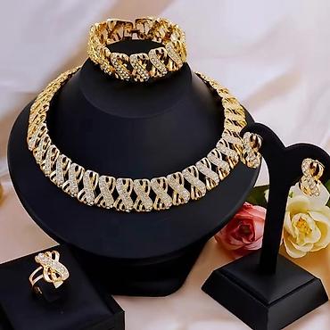 Setovi nakita: Ženski setovi nakita – elegantni kompleti 🛒 2,500 din. - Kompleti — 7