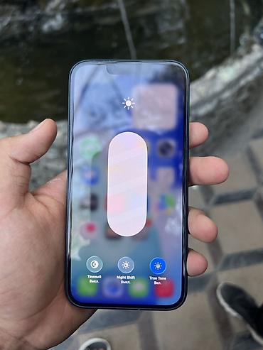 televizor 8k: IPhone 13, 128 ГБ, цвет Midnight (чёрный/тёмно‑синий) - Экран 6.1" — 2