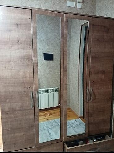 güzgülü skaf: İşlənmiş, 4 qapılı, Güzgülü, Qəhvəyi, Taxta, Açılan, Düz dolab — 2