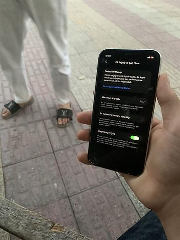 Мобильные телефоны: IPhone 11, Белый — 3