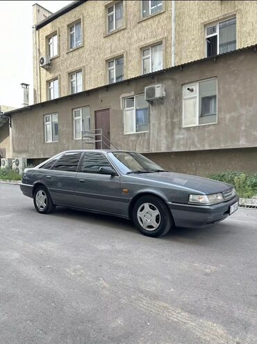 Mazda: Mazda 626: 1990 г., 2 л, Механика, Бензин, Хэтчбэк