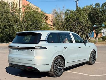 шанган: Changan : 2025 г., 1.5 л, Автомат, Гибрид, Внедорожник — 3