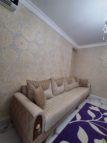 Диваны: Bej rəngli geniş divan - Ölçü: təxminən 3 metr uzunluq (6 böyük — 1
