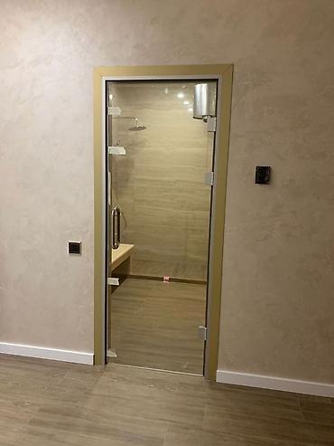 Стеклянные двери на заказ: Стеклянная дверь на заказ, Межкомнатная, Для частного дома, Одностворчатая, Распашная, Гарантия, Бесплатный замер, Бесплатная доставка — 7