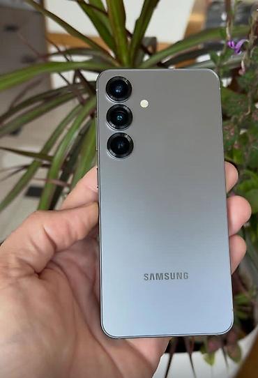 8 gb ram: Samsung Galaxy S25, 256 GB, Zəmanət, İki sim kartlı, Sənədlərlə — 1