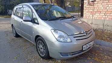 Toyota: Toyota Corolla Verso: 2002 г., 1.5 л, Автомат, Бензин, Минивэн