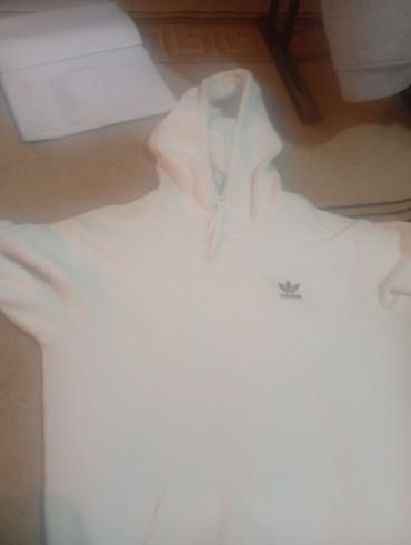 Толстовки: Худи adidas Originals Primegreen, белое - Лаконичный дизайн с вышитым — 2