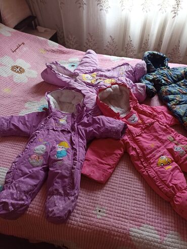кыргызские национальные платья: Продаю хорошие зимние комбинезоны детские, один комбинезон 200сом