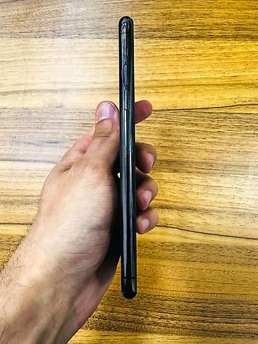 iphone s: IPhone 11 Pro, Space Gray, Face ID — 5