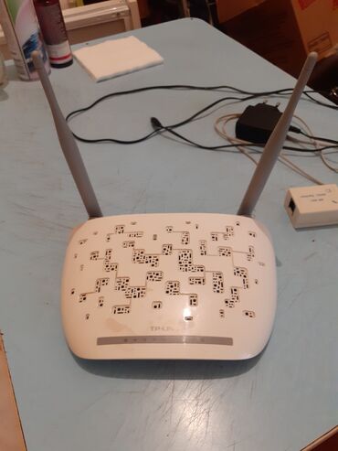 modem alıram: 2 Antenalı Modem. Güclü Şəbəkə Verir. Əla İşləyir. Qiyməti 25 Manata