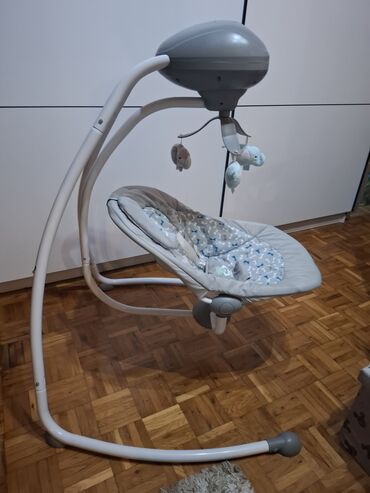 Njihalice: Električna ljuljaška za bebe sa mobilom i muzikom - Troslojna — 7