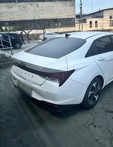 byd bot 384: Hyundai Avante: 2021 г., Газ — 4
