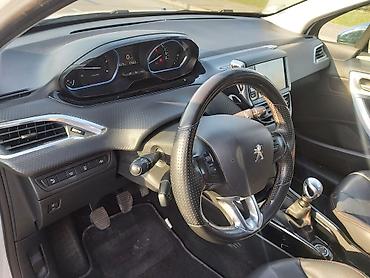 Peugeot: Peugeot 2008: 1.6 l | 2015 г. 194000 km Crossover — 14