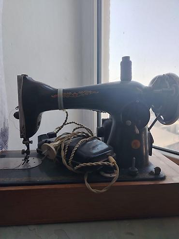 averlok tikis masini: Elektrik tikiş maşını – mexaniki-güzəştməli klassik model — 1
