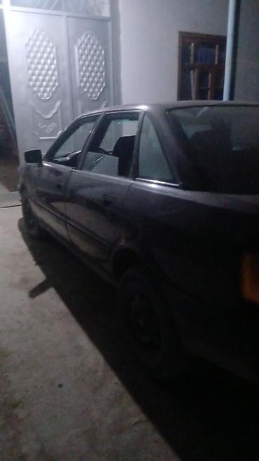 Продажа авто: Audi 80: 1990 г., 1.8 л, Механика, Бензин, Хэтчбэк — 7