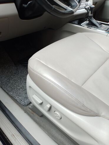 Kia: Kia Carnival / Grand Carnival miniven - Kuzov: qara rəng, geniş və — 8