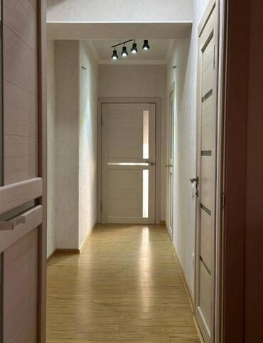 Продажа квартир: 2 комнаты, 87 м², Индивидуалка, 2 этаж, Косметический ремонт — 3