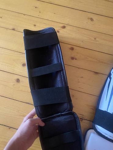 kamp çadırları: Venum tibia və ayaqüstü qoruyucu dəsti Ünvan xırdalan ünvandan — 4