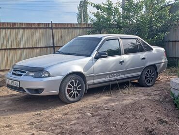 Daewoo: Daewoo Nexia: 2012 г., 1.6 л, Механика, Бензин, Седан
