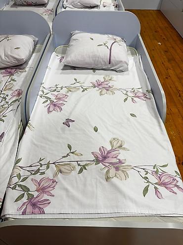 bağcada is: Oğlan və qız üçün, Yeni, Çarpayı, Bazasız, Matras ilə, Siyirməsiz — 4