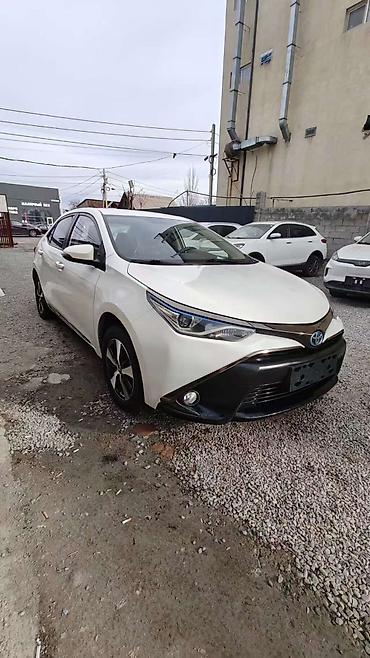 Toyota: Toyota Corolla: 2019 г., 1.8 л, Вариатор, Гибрид, Седан — 9