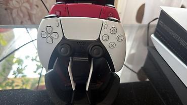 PlayStation 5 (disc versiyası) oyun konsolu dəsti Xüsusiyyətlər: -