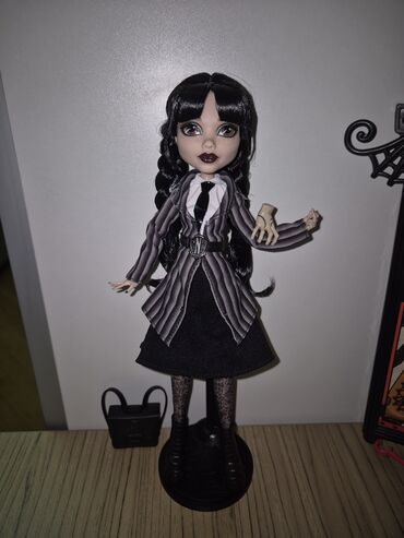 Oyuncaqlar: Wednesday kukla monster high g1, ideal veziyyetde və butun