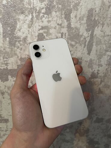 Apple iPhone: IPhone 12, Б/у, 128 ГБ, Белый, Зарядное устройство, Защитное стекло, Чехол, 79 %