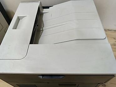 printer a3: HP Color LaserJet CP5225 KARTRİCLƏRİ DOLU rəngli lazer printer Ofis — 4