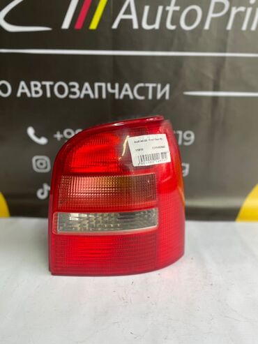 Стоп-сигналы: Задний правый стоп-сигнал Audi 2002 г., Б/у, Оригинал, Германия