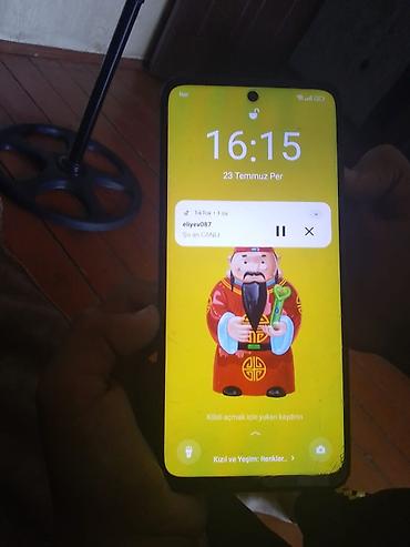 telefon ekran: Oppo 3, rəng - Bənövşəyi — 2