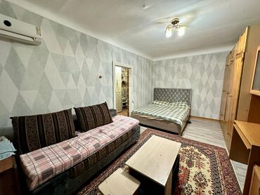 азия магазин: 1 комната, 28 м², Хрущевка, 2 этаж, Евроремонт