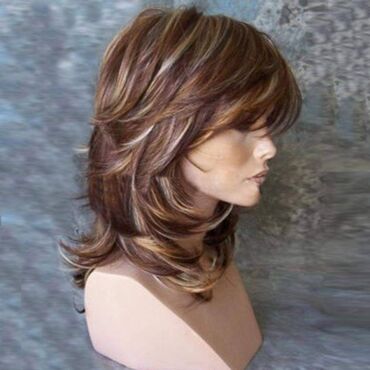 Perike i klipse: Perika
Cena 3200 din — 8