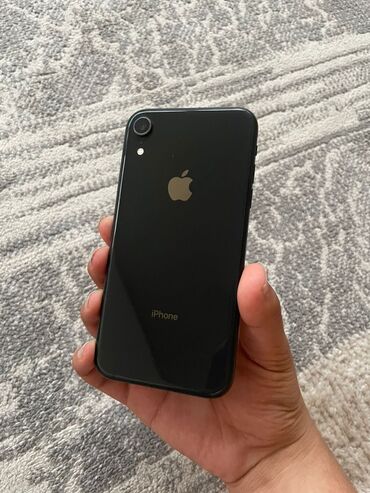 iphone x рассрочка: IPhone Xr, Б/у, 64 ГБ, Черный, Чехол, 79 %