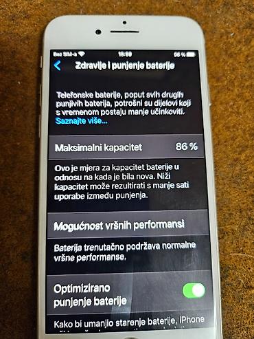 Apple iPhone: Apple iPhone 8- 64 Gb- 86% Bh, Telefon je potpuno ispravan sim free — 4