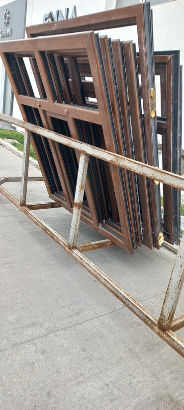 Plastik pəncərələr: İşlenmi̇ş plasti̇k pəncərələr. 
120x160=100 man — 12
