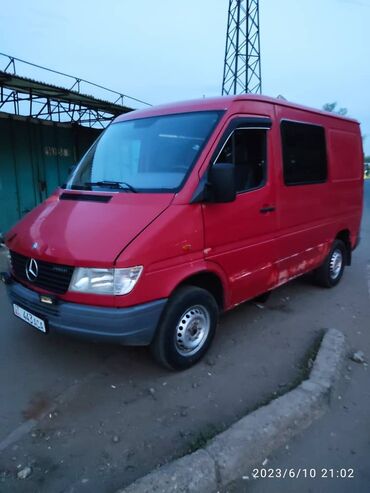 Mercedes-Benz Sprinter: 1996 г., 2.3 л, Механика, Дизель