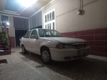 дизель голф 2: Daewoo Nexia: 1998 г., 1.5 л, Механика, Бензин, Седан