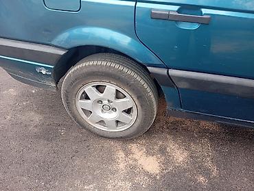 pioneer колонки: Volkswagen Passat: 1993 г., 1.8 л, Механика, Бензин, Седан — 3