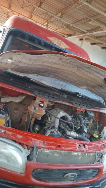 Ford: Ford Transit: 2.5 l | 1999 il Van/Minivan — 5