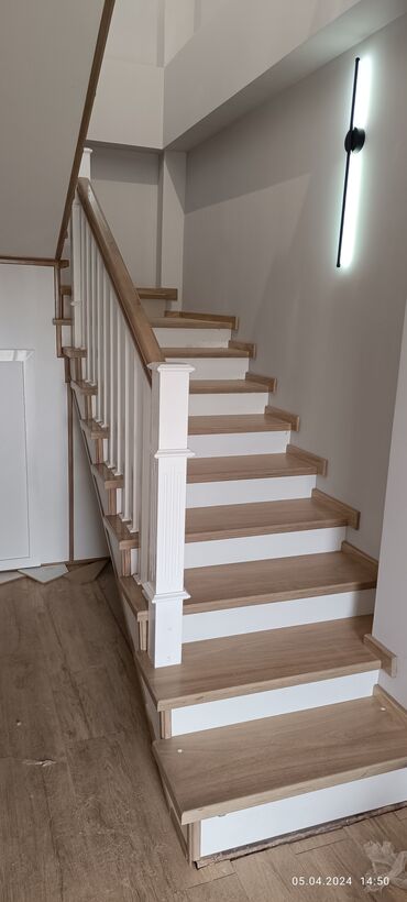 Лестницы: Лестница шпон фанера -шпон массив дуба и орех . любой сложности