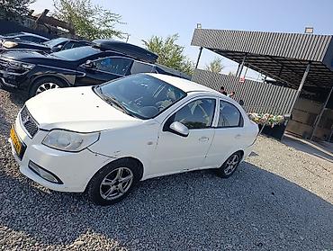 Другие автомобили: Газ бензин на обычных номерах Белый компактный седан (4 двери) с — 1