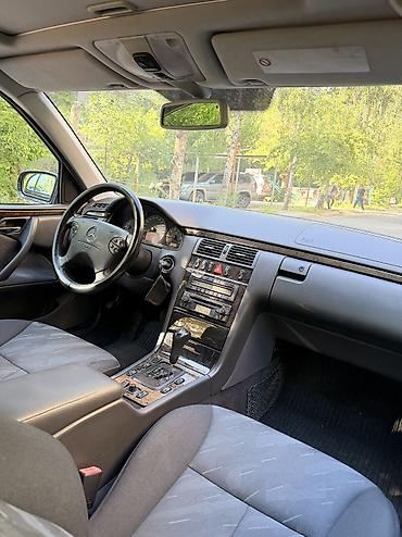 капсен: Mercedes-Benz E-Class: 1999 г., Автомат, Бензин — 10