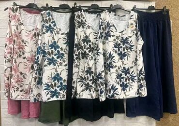 Kompleti: 3XL (EU 46), Cvetni, bоја - Šareno — 4