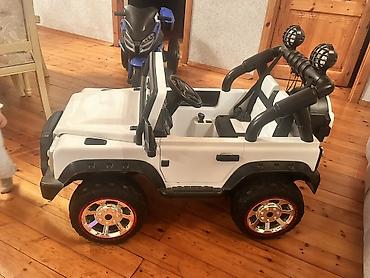 qiz uşaq geyimleri: Uşaqlar üçün elektrikli oyuncağ avtomobil – off-road tipli Jeep stili — 1