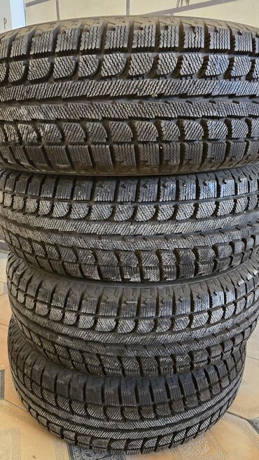 зимние шины на ниву 21214: Шиналар 225 / 65 / R 17, Кыш, Комплект, Жеңил унаалар