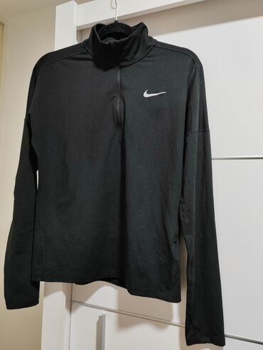 Ženska odeća: Nike, M (EU 38), bоја - Crna